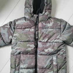 Fleeced-lined Fluffy Boy's SwissTech Winter Jacket - Size 8