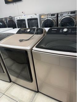 Samsung electric dryer and washer set
