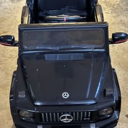 Electric Car Mercedes AMG Jeep