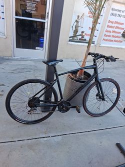 2025 Specialized Sirrus 1.0 700C Hybrid Gravel Bike - VERY FAST!!!