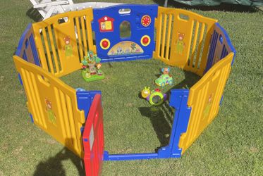 Child’s Toddler Indoor / Play Yard/ Fence / Gate $65 obo