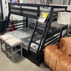 Bunk Bed! $599! Easy Financing! ☎️🩷🛋️ 