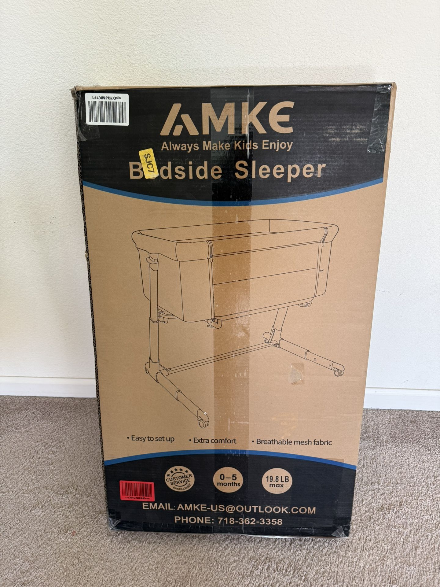 AMKE Baby Bassinet - Lightly Used