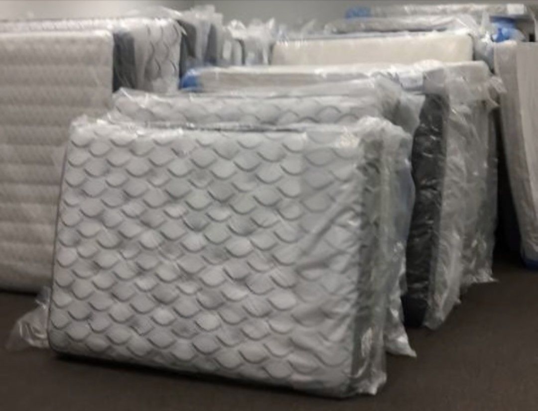 Weekend DealSingle Twin Mattress 99 Full Double 159 Queen Bed 179 King 229 California King 229 Frame 69 XL Twin Mattresses Same Day Delivery
