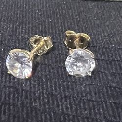 Gold & Diamond Earings
