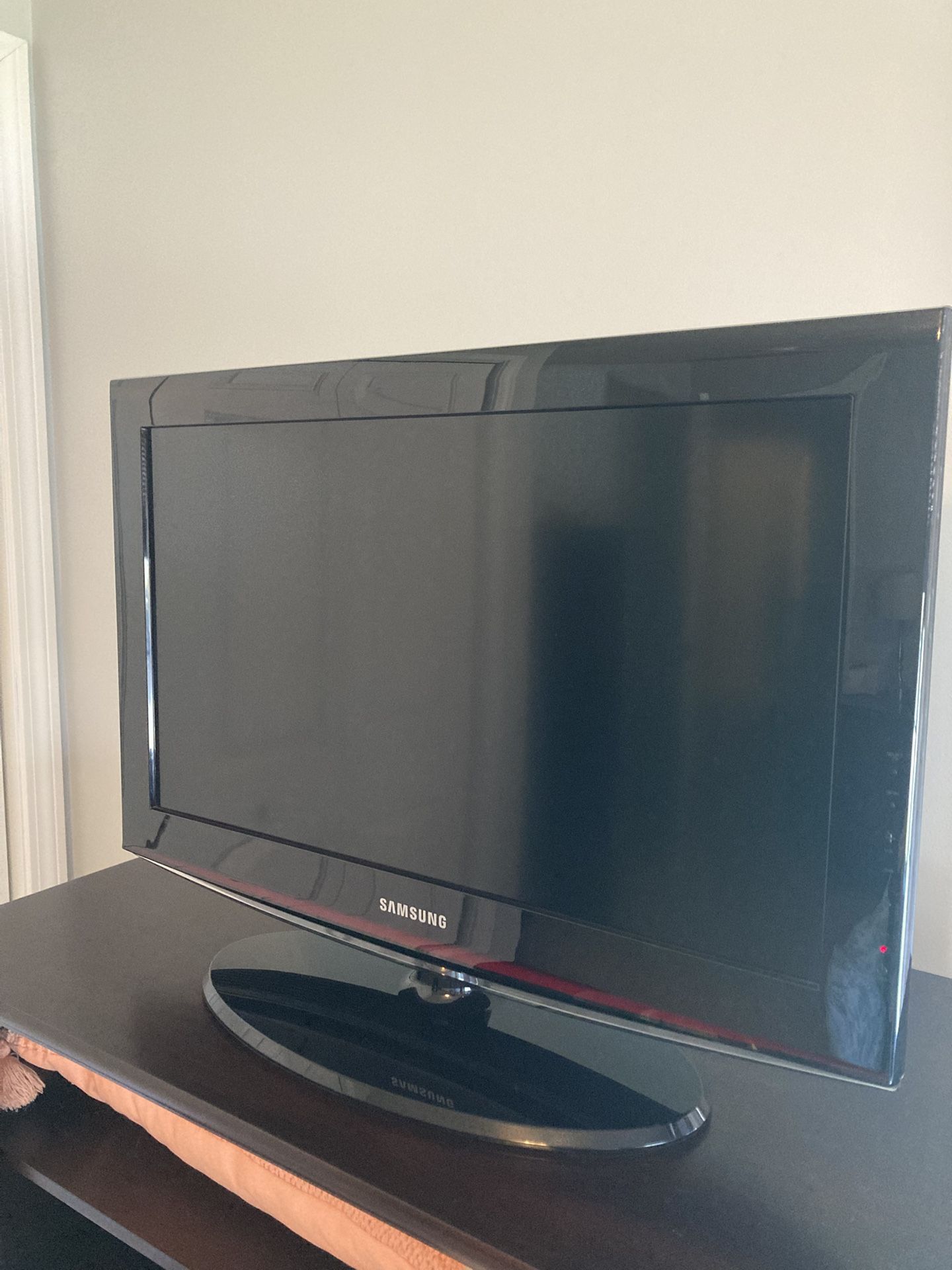 Samsung 26” TV