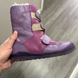 Girls Boots