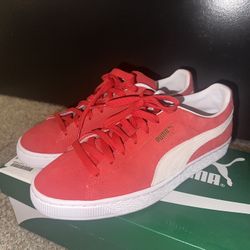 Red Pumas 
