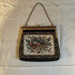 Vintage floral pattern purse
