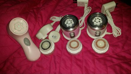 All Three Brand New Facial Cleaner