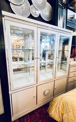 AICO By Michael Amini GLIMMERING HEIGHTS China Cabinet - GA