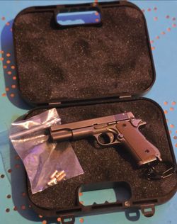 Replica 1911 novelty key chain