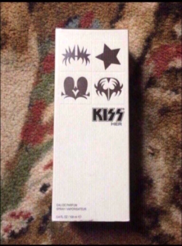 Gene Simmons Kiss for Her Perfume