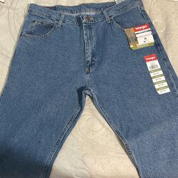 brand New Wrangler Jeans 38 X 30