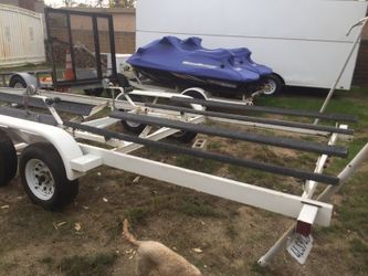 Nice trailer for four watercrafts