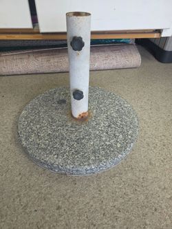 Heavy-Duty Marble/Granite Patio Umbrella Stand – Adjustable