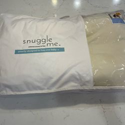 Snuggle Me Infant Lounger 