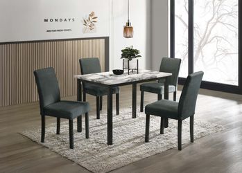 Dining Table + 4 Chairs