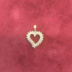 10KT YELLOW GOLD AND DIAMONDS HEART CHARM / PENDANT 