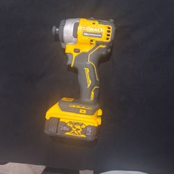 DEWALT
ATOMIC 20V MAX Lithium-Ion Cordless 1/4 in. Brushless Impact Driver Kit, 5 Ah Battery