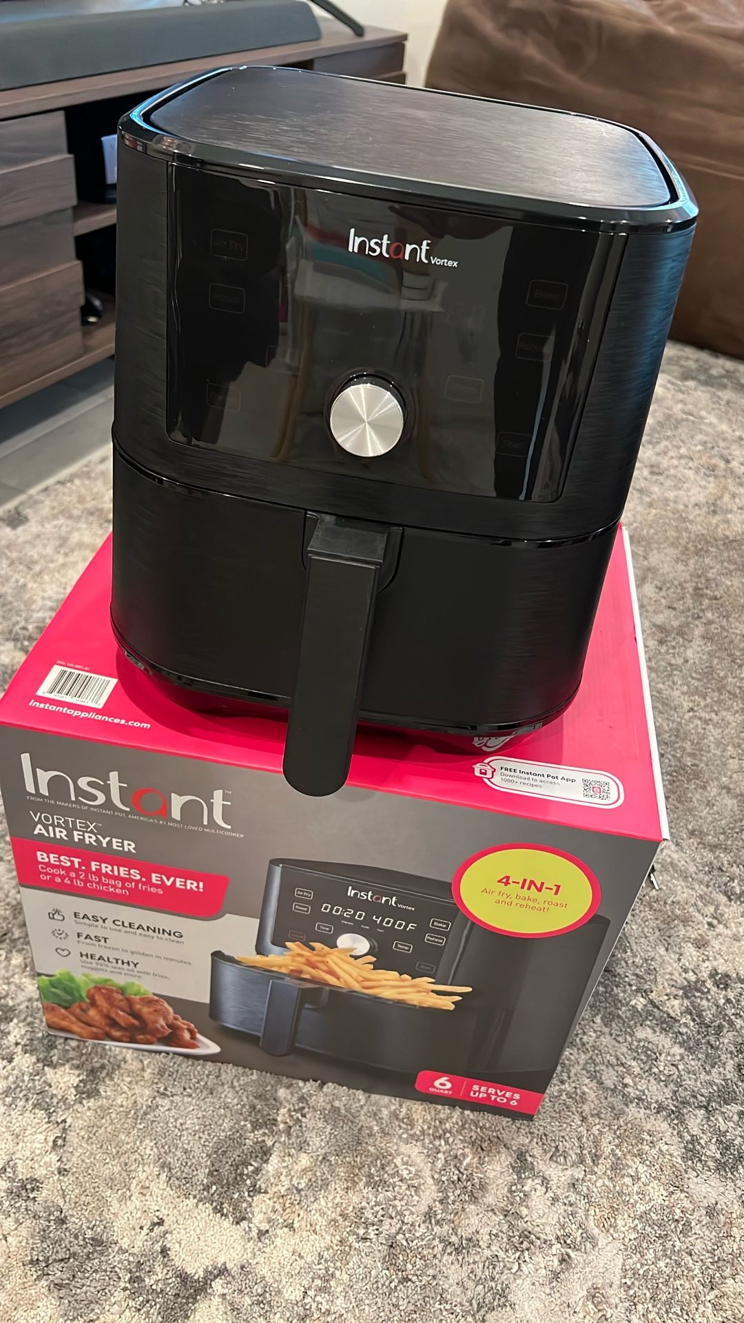 Instant Pot Vortex Air Fryer - Like New!
