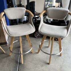 Set Of Barstools 