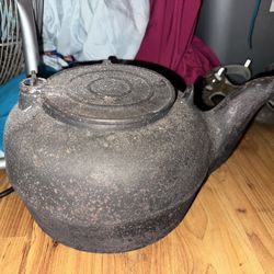 Cast Iron Kettle