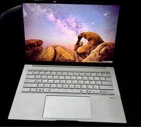ASUS Zenbook 14 OLED (UX3405CA) — Intel Core Ultra 9, 32GB RAM, 1TB SSD — Like New