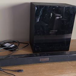 Samsung sound bar with subwoofer