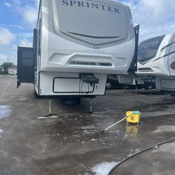 Sprinter 40 Ft Bunk