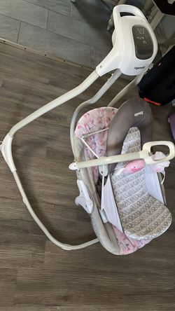baby swing and baby bath seat