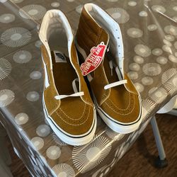 VANS Size 11 Men’s 