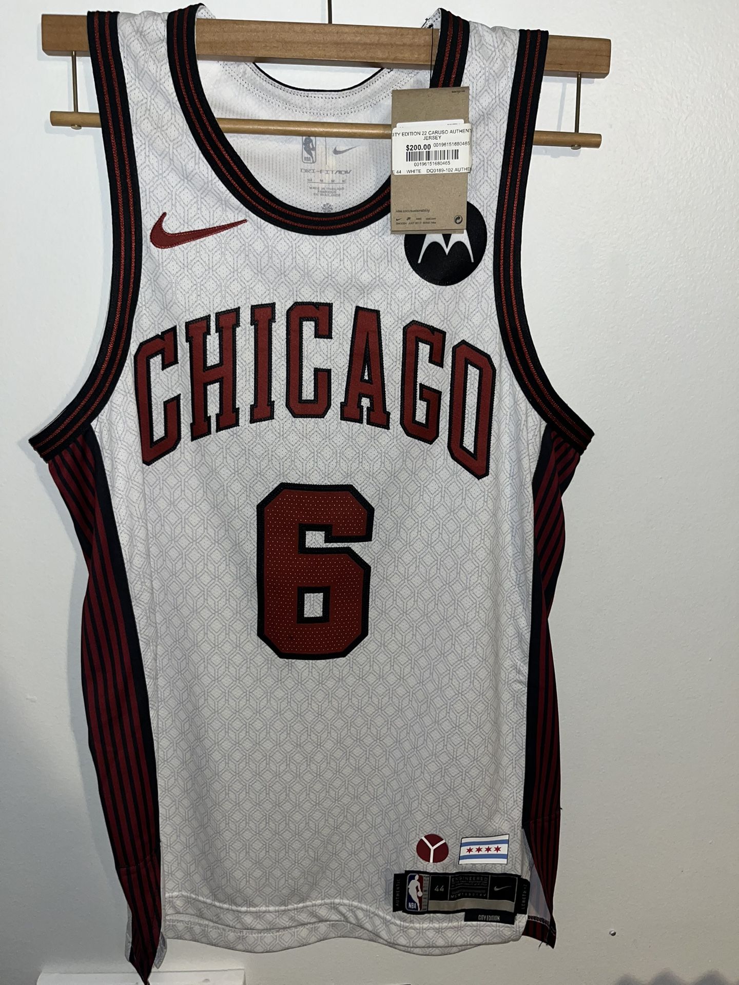 【】NBA BOSTONCELTICS➕NBACHICAGO BULLセット販売 Boston Celtics Completino Nba Nike Nba Chicago Bulls Lavine Zach