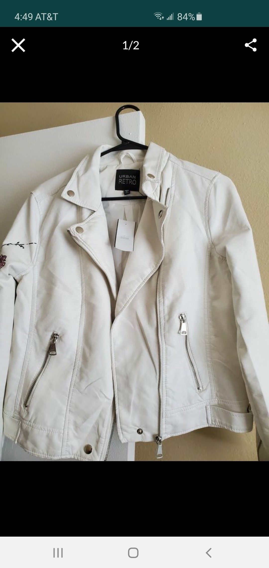 Chaqueta nueva con su etiqueta