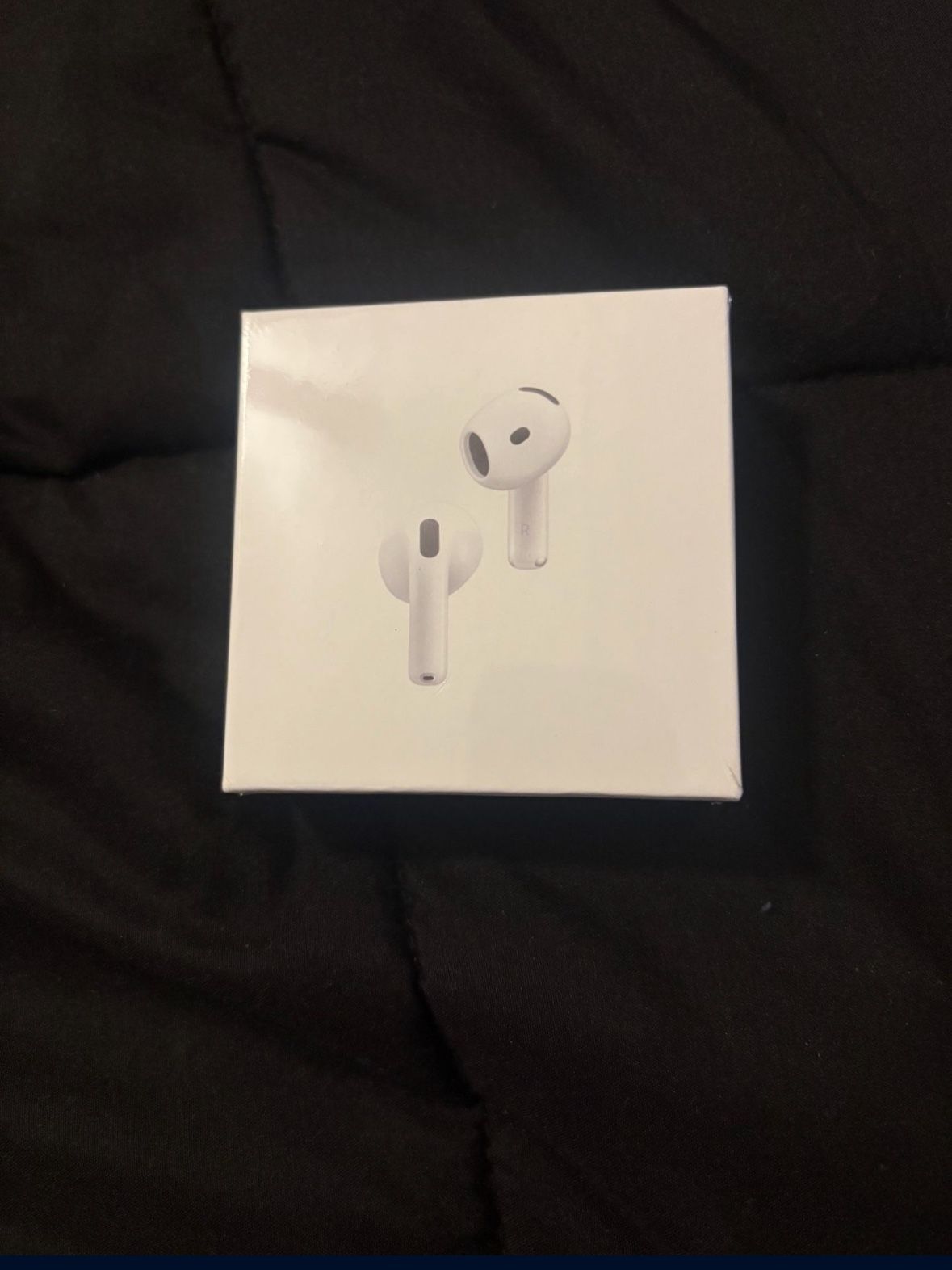 AIRPODS 4