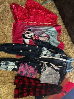 Girls Pajamas And Robe