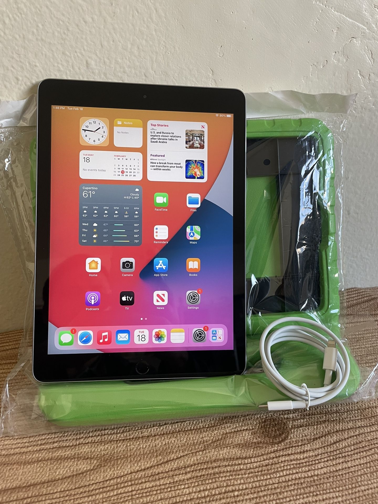 Apple iPad Air 2 32GB with Kids Case And Cable