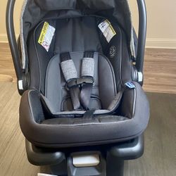 Graco SnugRide 35 Lite DLX Infant Car Seat with Base Excellent Condition