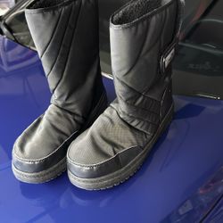 Snow Boots
