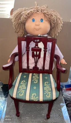 SMALL WOOD ANTIQUE VICTORIAN STYLE DOLL CHAIR W/ CABBAGE PATCH REPLICA DOLL