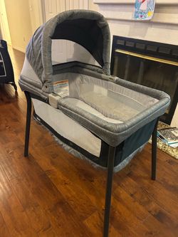 Chicco lullago bassinet