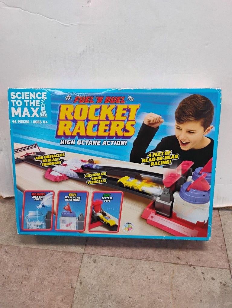 Fuel 'N Duel Rocket Racers science kit