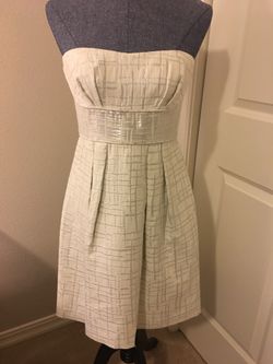 BCBG size 8 strapless dress