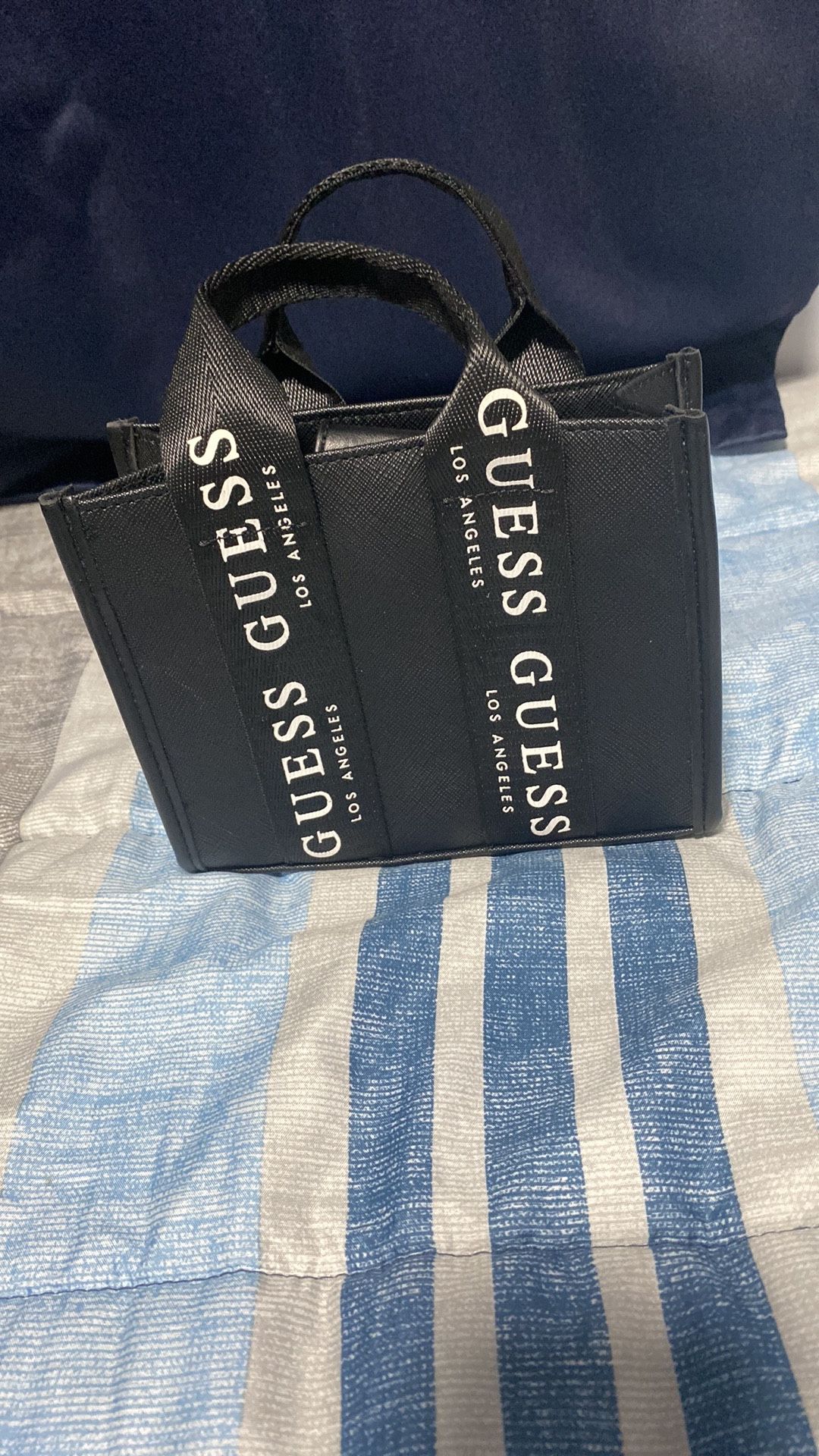Mini guess handbag