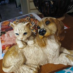 Dog And Cat Statue Kinda Heavy 10.00
