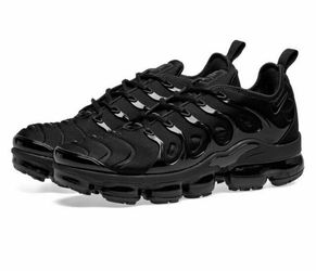 Vapor Max Triple Black