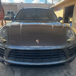 2016 Porsche Macan