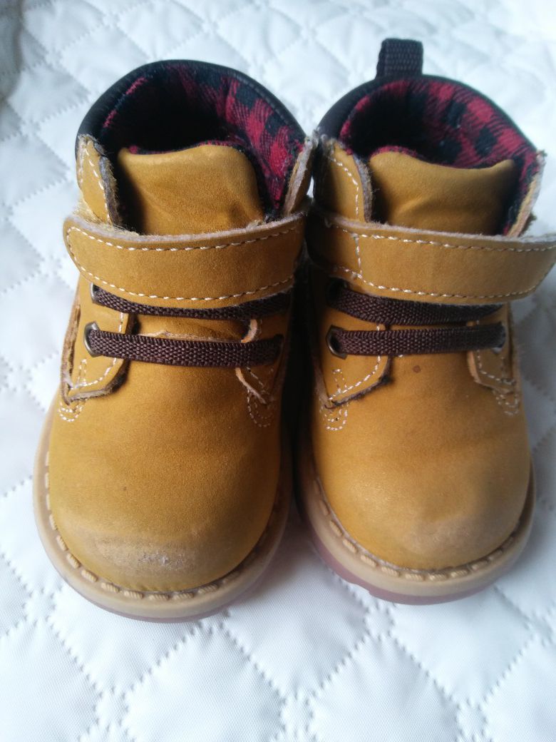 Baby Boots (Size 3)