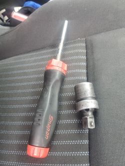 Snap on ratcheting screwdriver/ snap on 1/2 swivel socket