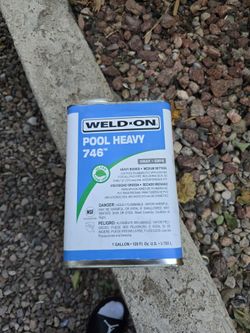 Pipe glue
